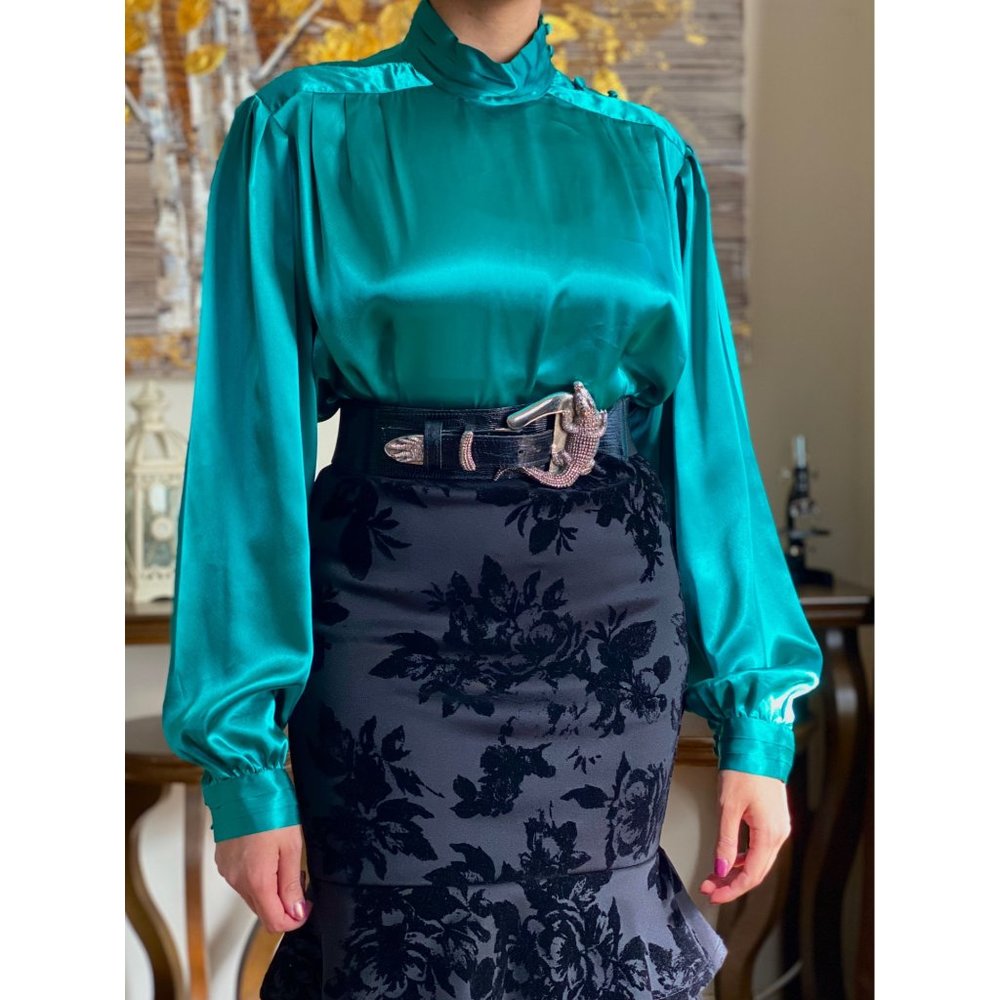 SOLD (VINTAGE) 80's Notations Green Satin Mock Neck Long Sleeve Blouse (12)
